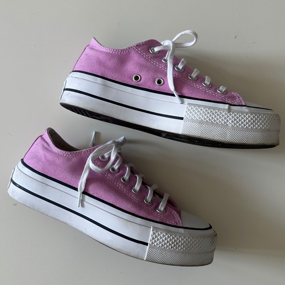Converse Shoes - Light Pink Platform Converse 4 (women's 6.5) Rare